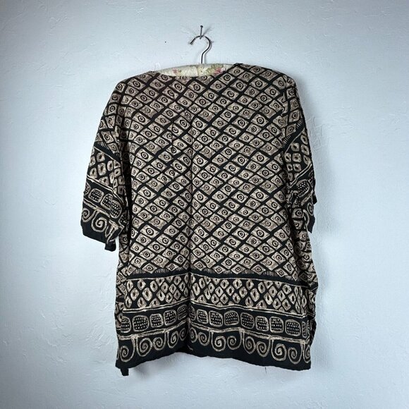 L Amadei Plus Womens Top Size 24 Brown Aztec Geometric Blouse Rayon Short Sleeve - Picture 2 of 8